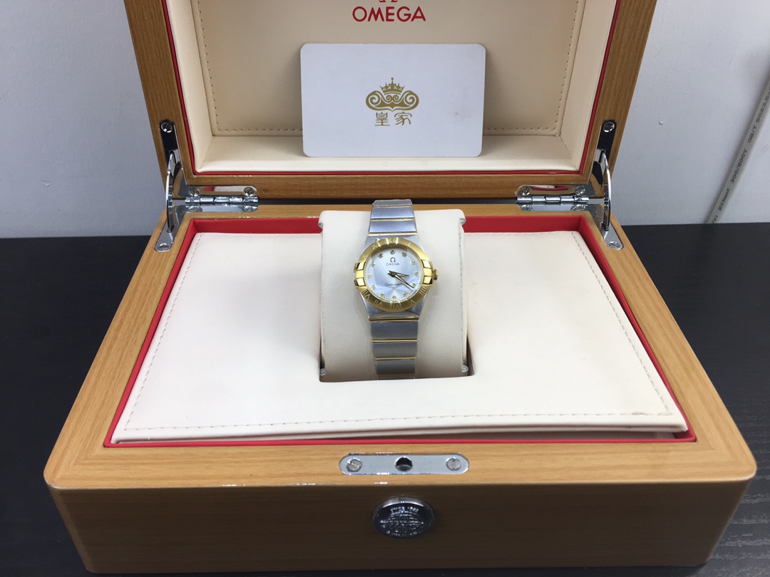 Omega 皇家 欧米茄星座系列女款腕表