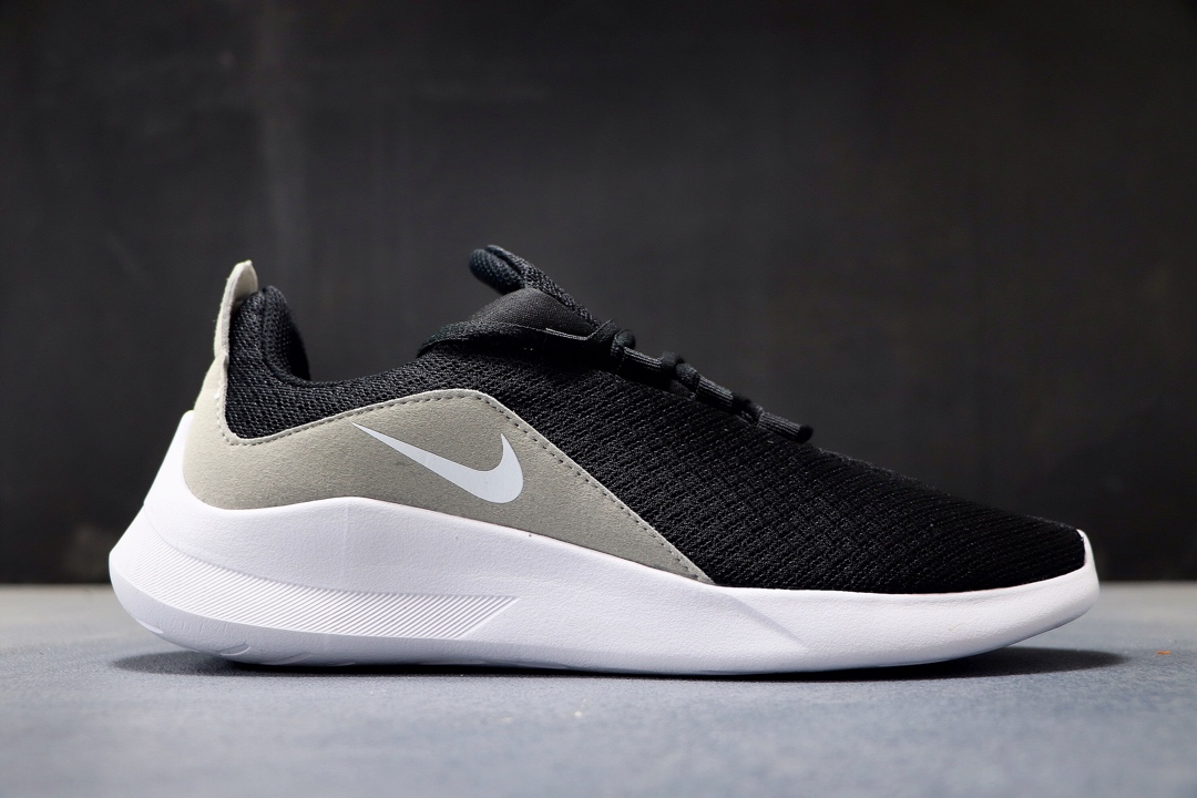 110<br />NIKE VIALE 伦敦5代 1：1真标  轻便男女减震文化运动休闲鞋<br />非市场通版 官方同步尺码 <br />海玻璃鞋垫 注胶孔 附刷胶 完美还原原鞋工艺 <br />官方货号：AA2181-<br />PCSIZE: 40 40.5 41 42 42.5 43 44 44.5 45