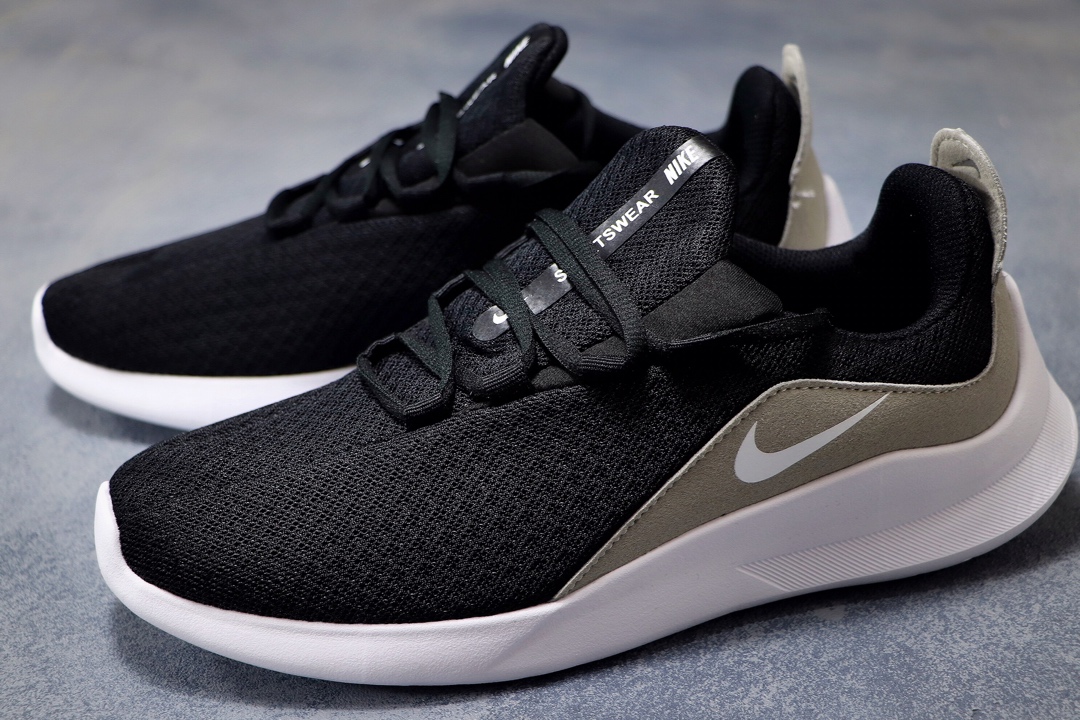 110<br />NIKE VIALE 伦敦5代 1：1真标  轻便男女减震文化运动休闲鞋<br />非市场通版 官方同步尺码 <br />海玻璃鞋垫 注胶孔 附刷胶 完美还原原鞋工艺 <br />官方货号：AA2181-<br />PCSIZE: 40 40.5 41 42 42.5 43 44 44.5 45