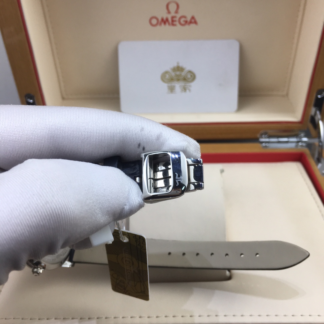 Cartier 皇家 积家约会系列女款腕表