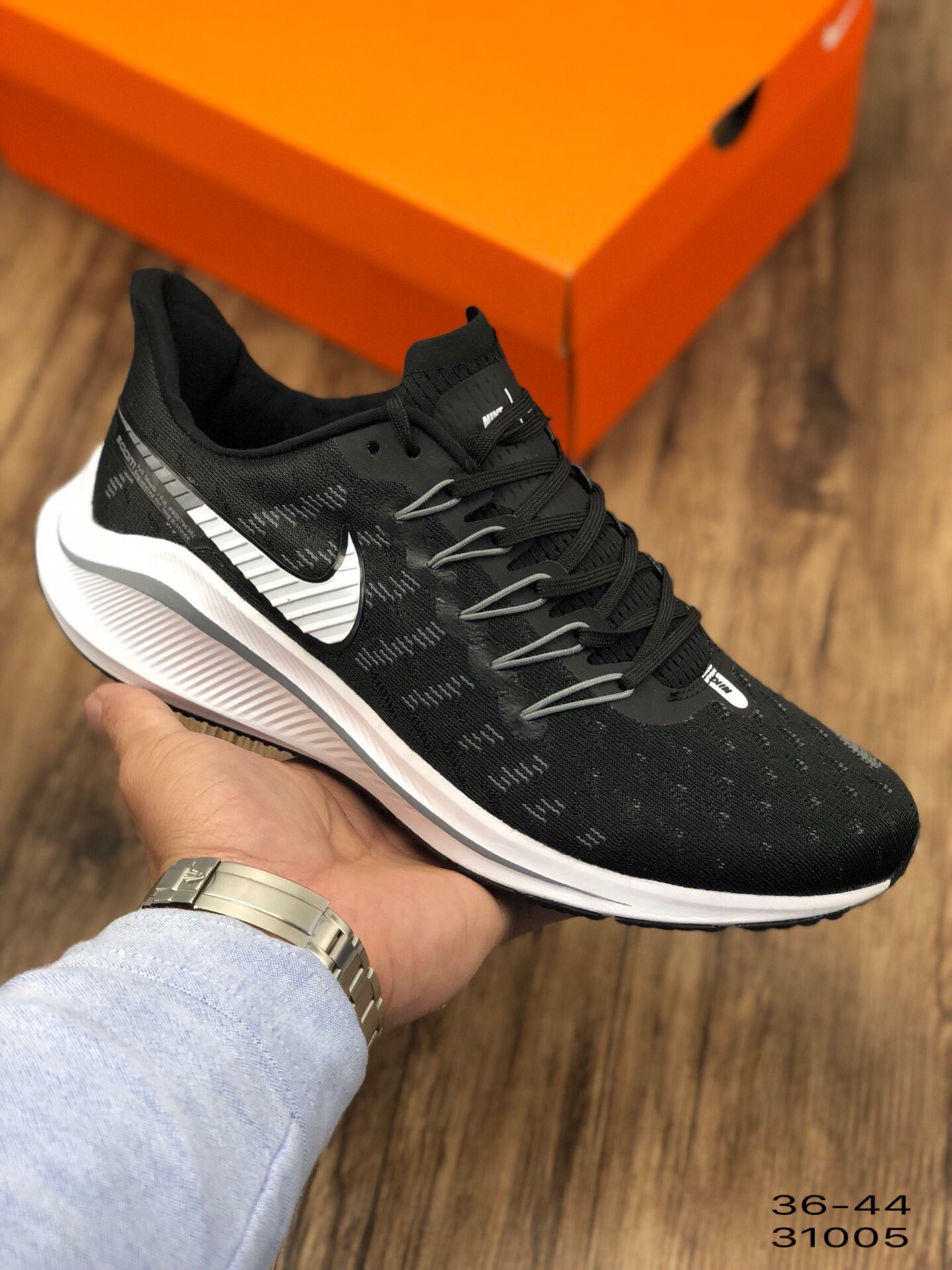 120耐克 Nike Air Zoom Vomero 14登月14代 网面飞线 超强加厚大底缓震跑步鞋