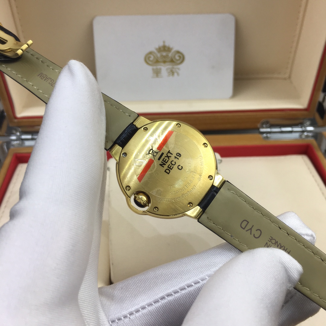 Cartier 皇家 卡地亚蓝气球33尺寸女款腕表