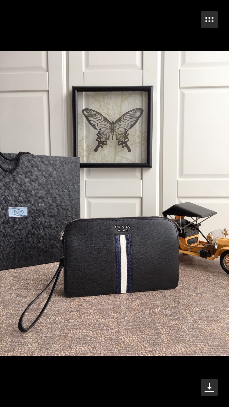 PRADA普拉达进口十字纹牛皮男士手包2NG056G