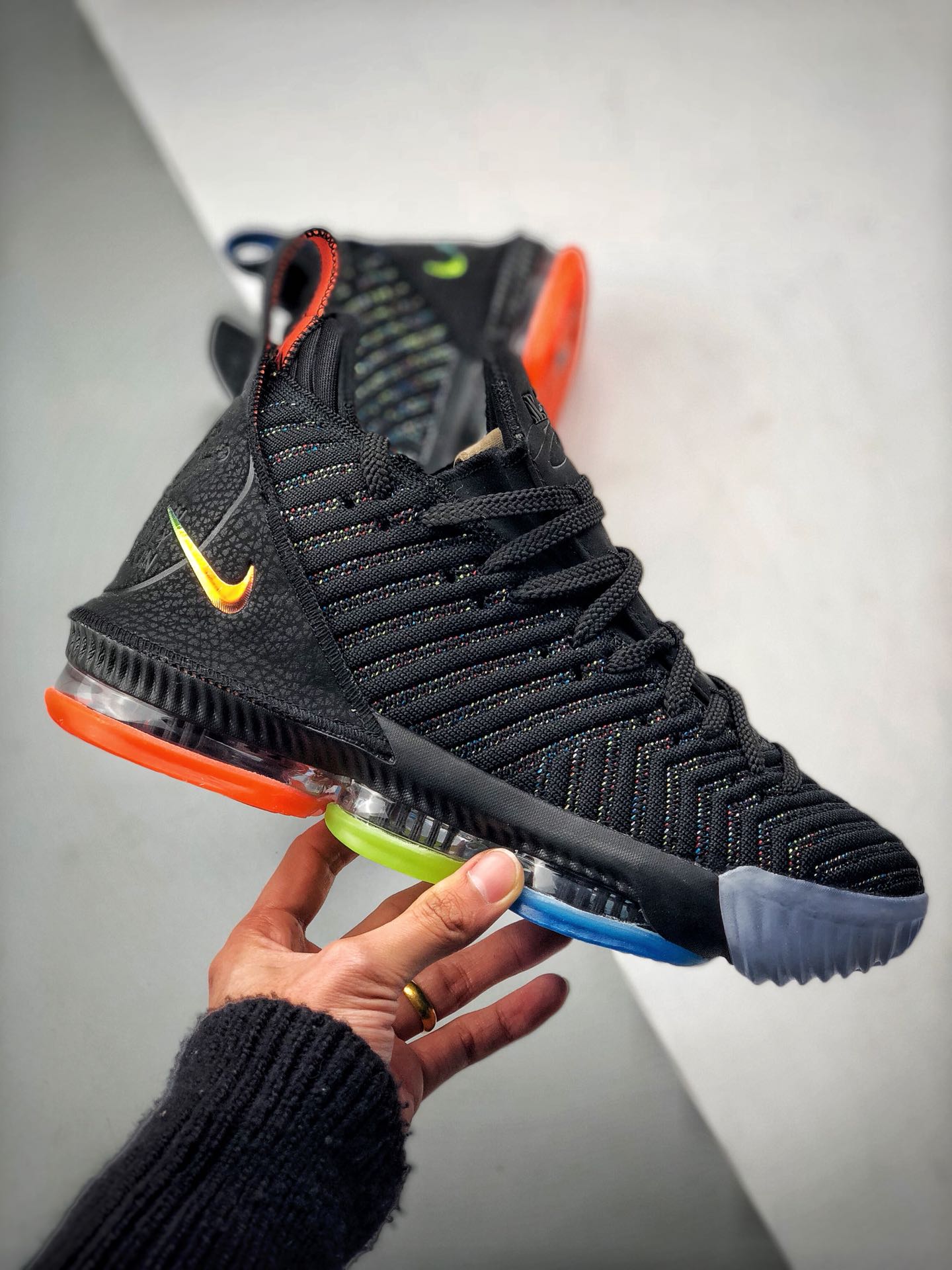 190 纯原最高工艺  鸳鸯配色 Nike Lebron XVI EP 勒布朗詹姆斯16代 BQ6582-900
