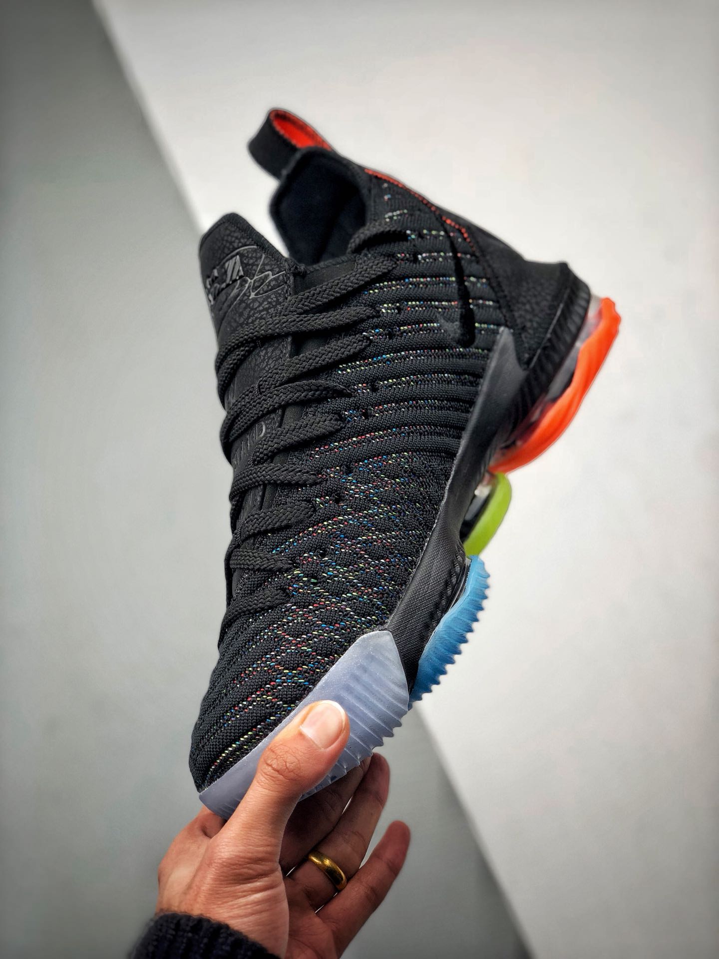 190 纯原最高工艺  鸳鸯配色 Nike Lebron XVI EP 勒布朗詹姆斯16代 BQ6582-900