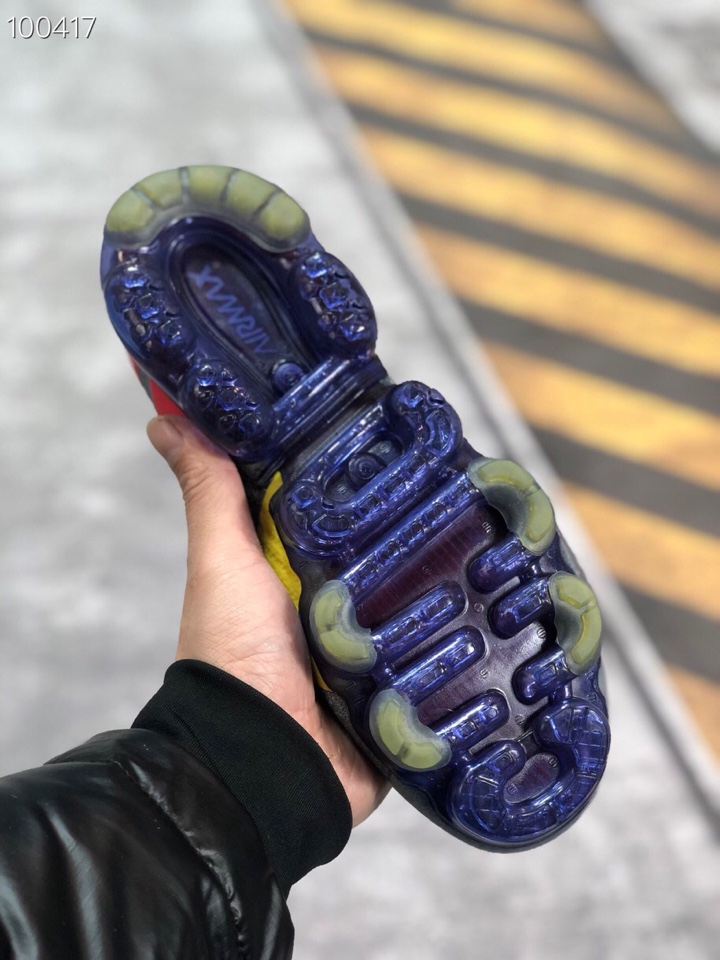 170<br />公司级  耐克2018大气垫二代 套脚绷带针织透气休闲运动跑鞋 NIKE AIR VAPORMAX FK MOC 2！编码：XXG25570 Size：36 36.5 37.5 38 38.5 39 40 40.5 41 42 42.5 43 44 44.5 45