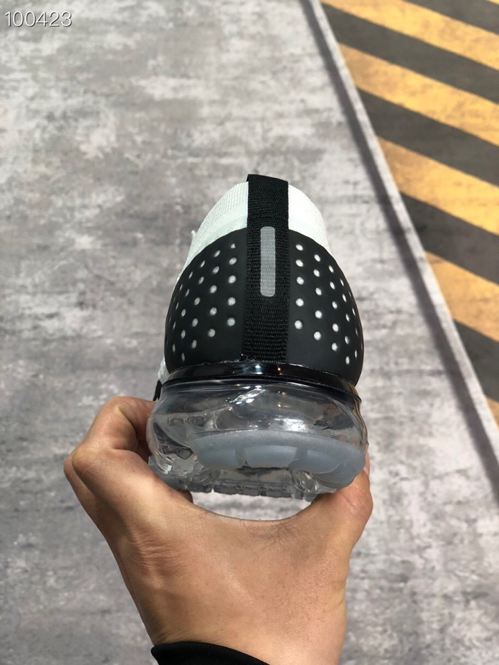 170<br />真标公司货    耐克Nike Air Vapormax Flyknit 2 全掌小气泡气垫减震缓震慢跑鞋！编码：XXG25570 Size：36 36.5 37.5 38 38.5 39 40 40.5 41 42 42.5 43 44 44.5 45