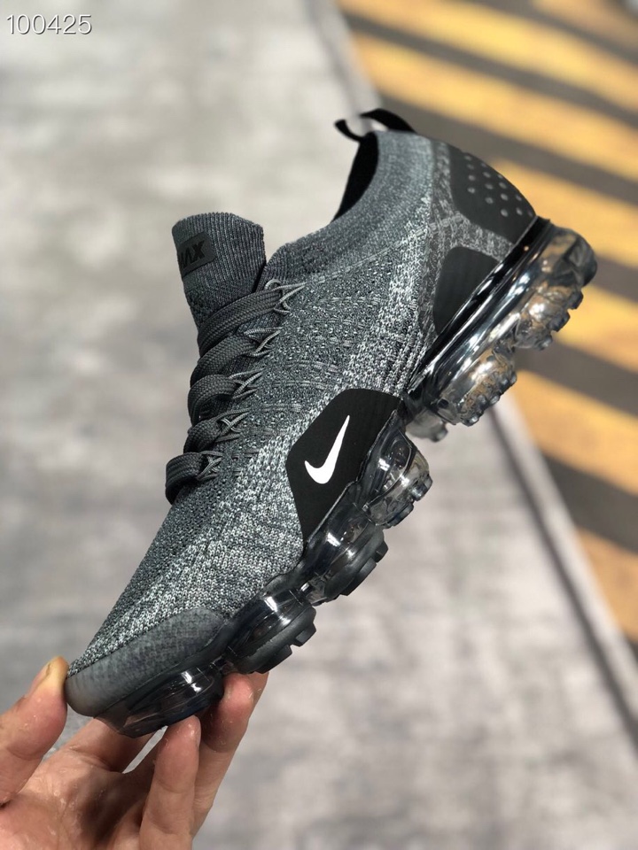 170<br />真标公司货    耐克Nike Air Vapormax Flyknit 2 全掌小气泡气垫减震缓震慢跑鞋！编码：XXG25570 Size：36 36.5 37.5 38 38.5 39 40 40.5 41 42 42.5 43 44 44.5 45