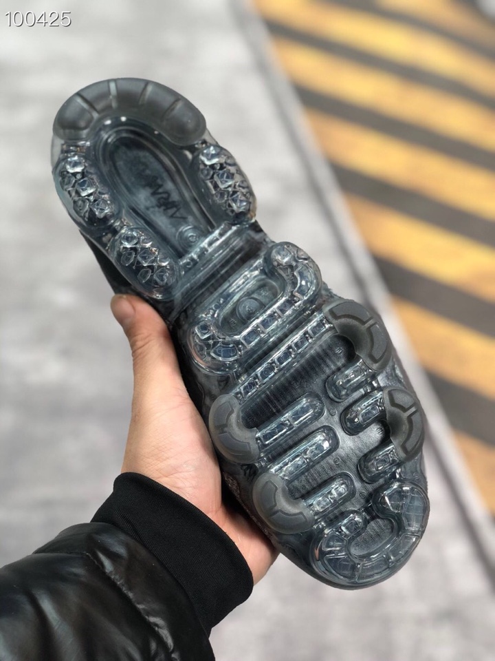 170<br />真标公司货    耐克Nike Air Vapormax Flyknit 2 全掌小气泡气垫减震缓震慢跑鞋！编码：XXG25570 Size：36 36.5 37.5 38 38.5 39 40 40.5 41 42 42.5 43 44 44.5 45