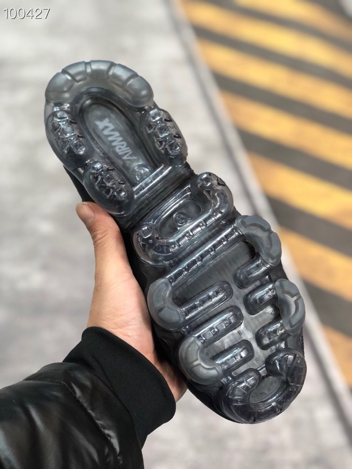 170<br />真标公司货    耐克Nike Air Vapormax Flyknit 2 全掌小气泡气垫减震缓震慢跑鞋！编码：XXG25570 Size：36 36.5 37.5 38 38.5 39 40 40.5 41 42 42.5 43 44 44.5 45