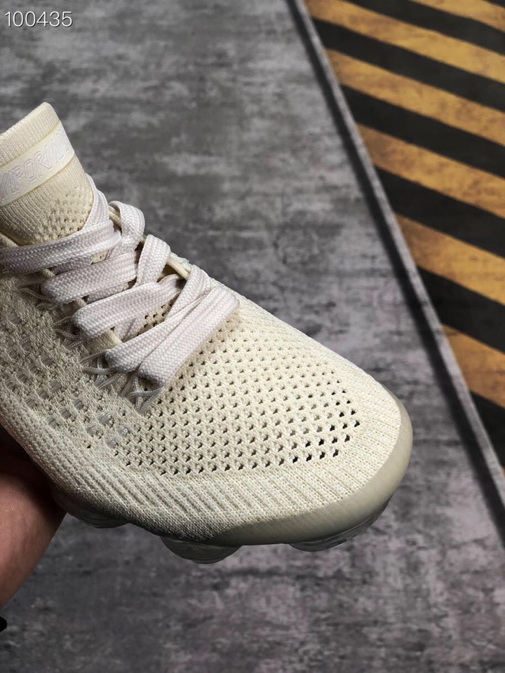 170<br /> 真标公司货    耐克Nike Air Vapormax Flyknit 2 全掌小气泡气垫减震缓震慢跑鞋！编码：XXG25570 Size：36 36.5 37.5 38 38.5 39