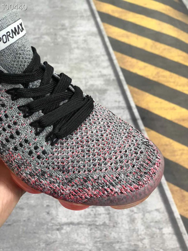 170<br />真标公司货    耐克Nike Air Vapormax Flyknit 2 全掌小气泡气垫减震缓震慢跑鞋！编码：XXG25570 Size：36 36.5 37.5 38 38.5 39