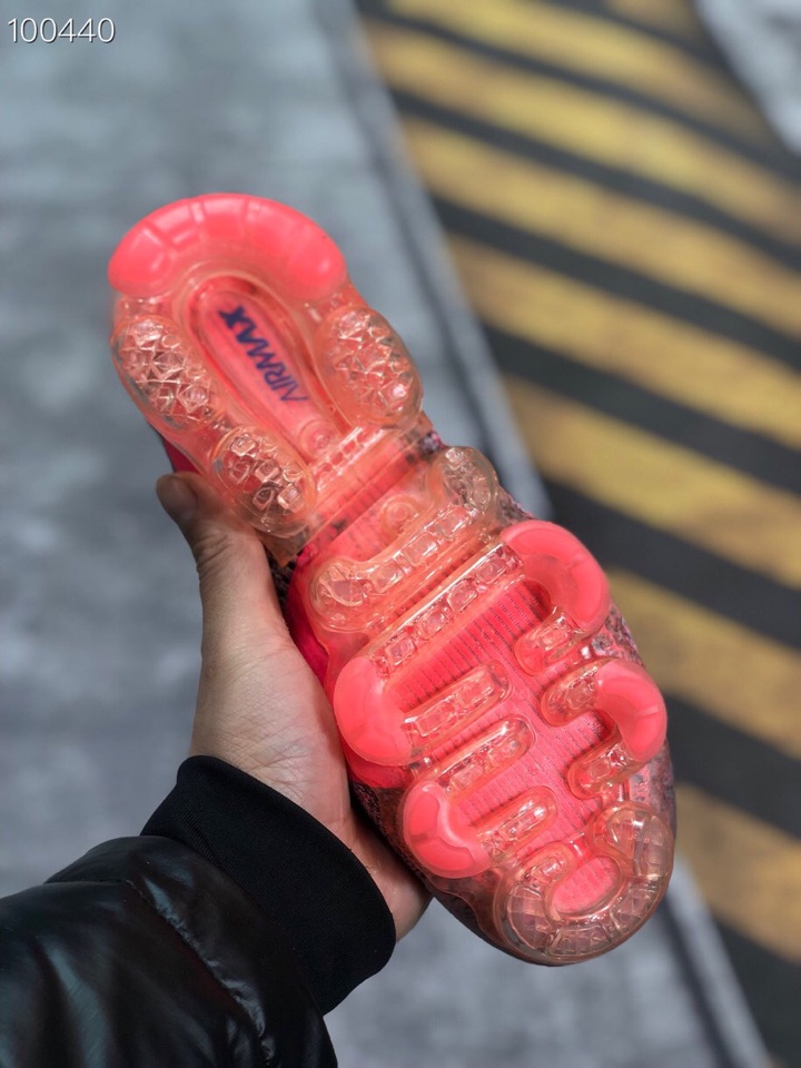 170<br />真标公司货    耐克Nike Air Vapormax Flyknit 2 全掌小气泡气垫减震缓震慢跑鞋！编码：XXG25570 Size：36 36.5 37.5 38 38.5 39