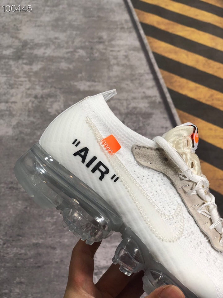 190<br />顶级虎扑版 原厂小潘大底，进口南花针织面，1：1复刻原版本 耐克2018联名气垫NIKE 2018 OFF-WHITE × Vapormax 联名限量版 编号XXG768740 <br />尺码：36 36.5 37 38 38.5 39 40 40.5 41 42 42.5 43 44 44.5 45