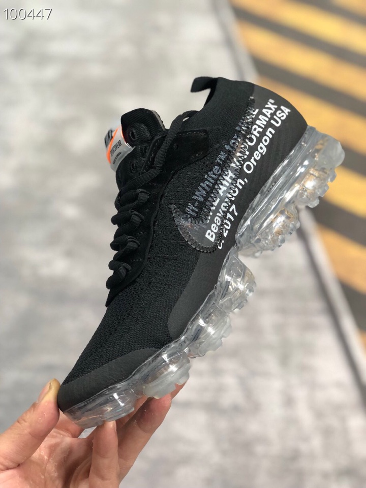 190<br />顶级虎扑版 原厂小潘大底，进口南花针织面，1：1复刻原版本 耐克2018联名气垫NIKE 2018 OFF-WHITE × Vapormax 联名限量版 编号XXG768740 <br />尺码：36 36.5 37 38 38.5 39 40 40.5 41 42 42.5 43 44 44.5 45