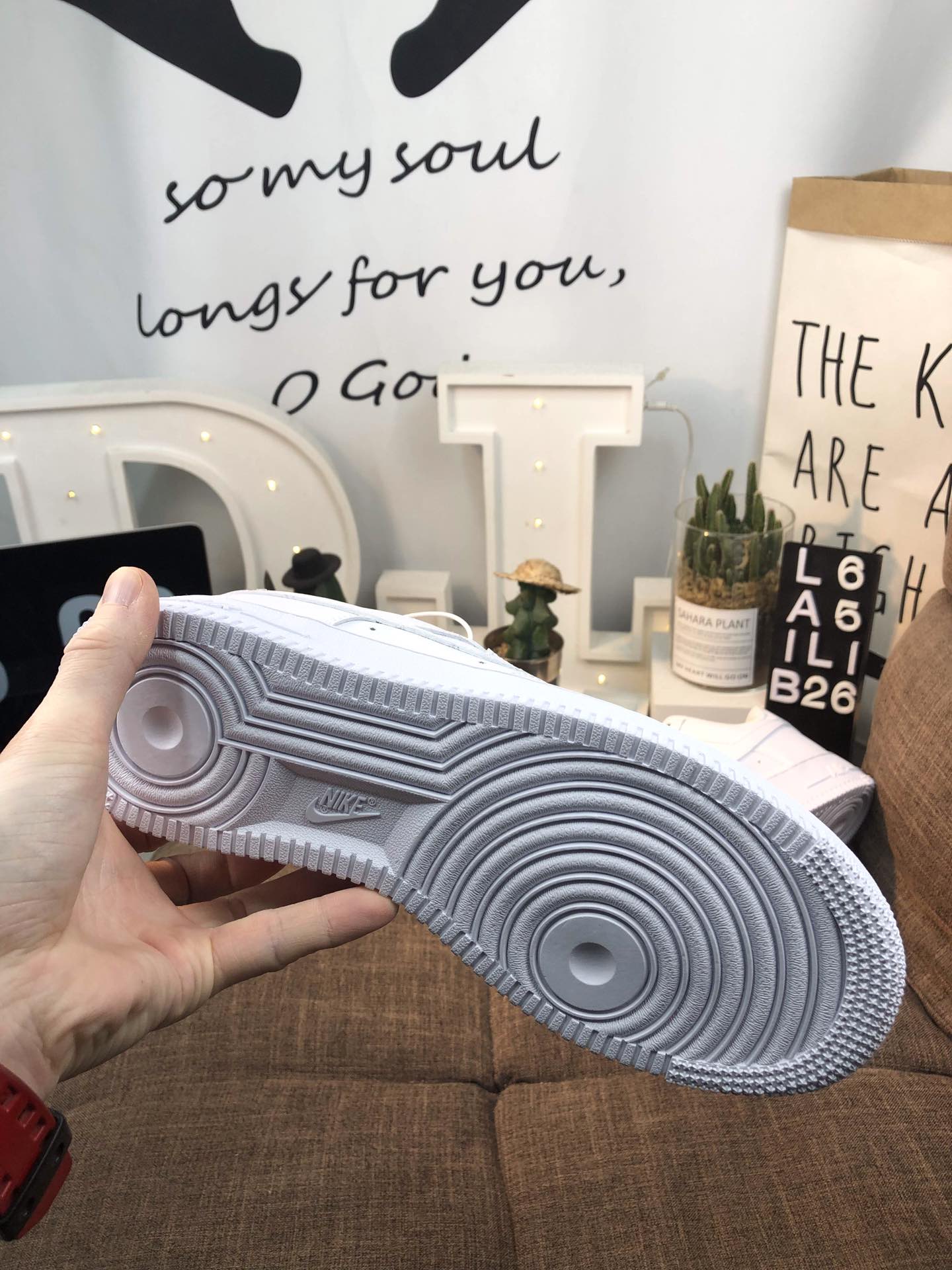 120  真标Nike Air Force 1 High '07 LV8“Flax”内置气垫 空军一号低帮板鞋 <br />号码：36 36.5 37.5 38 38.5 39 40 40.5 41 42 42.5 43 44 44.5 45