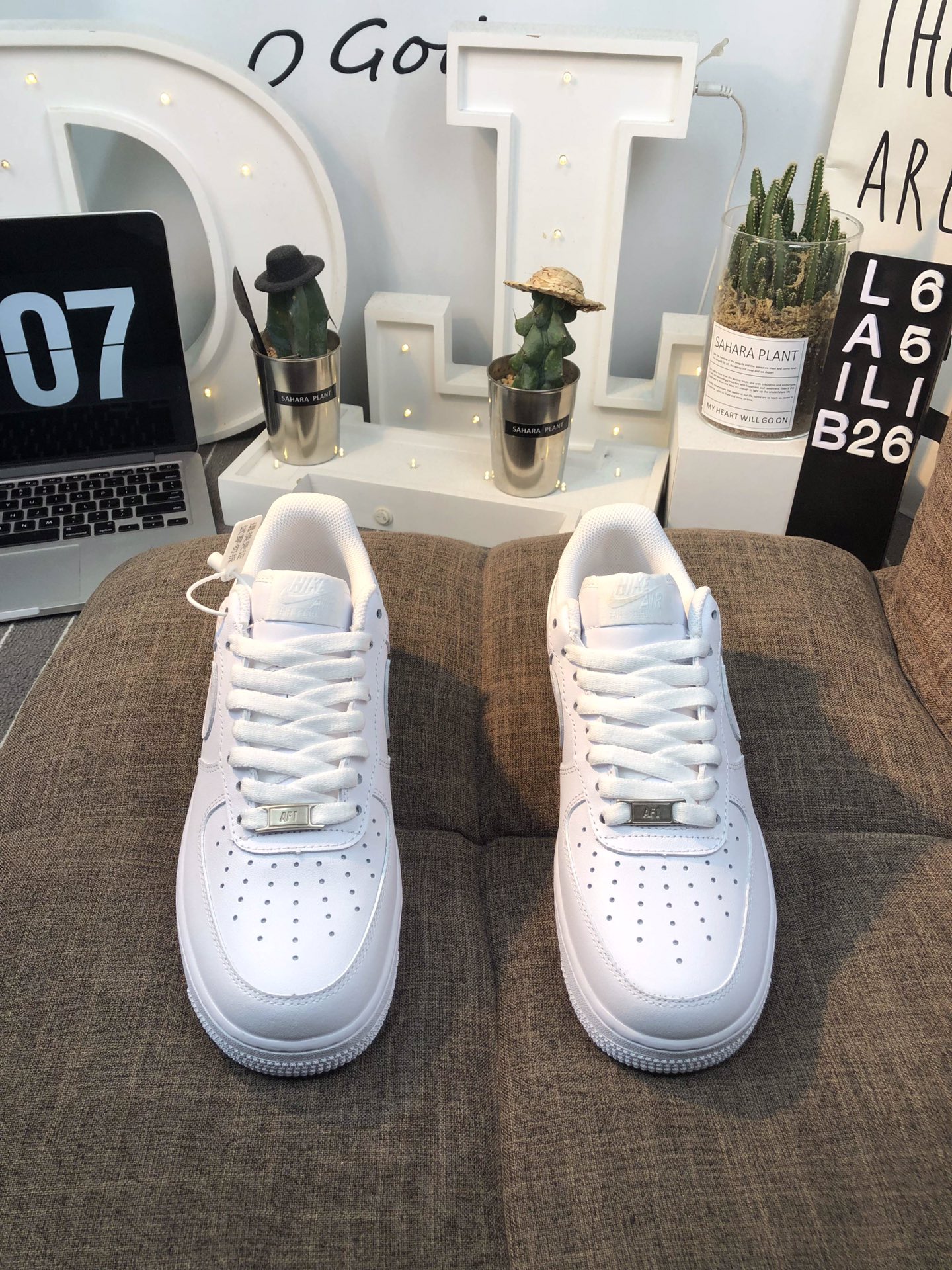 120  真标Nike Air Force 1 High '07 LV8“Flax”内置气垫 空军一号低帮板鞋 <br />号码：36 36.5 37.5 38 38.5 39 40 40.5 41 42 42.5 43 44 44.5 45