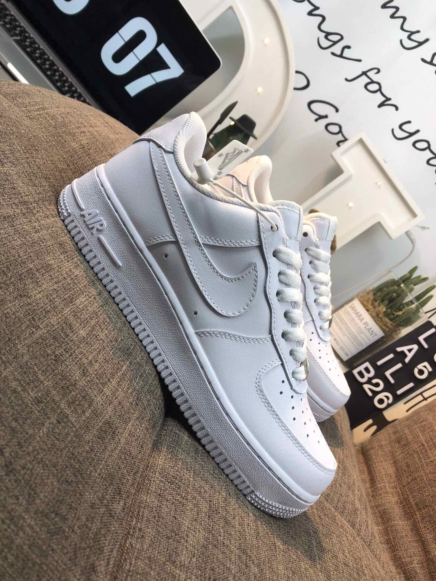 120  真标Nike Air Force 1 High '07 LV8“Flax”内置气垫 空军一号低帮板鞋 <br />号码：36 36.5 37.5 38 38.5 39 40 40.5 41 42 42.5 43 44 44.5 45