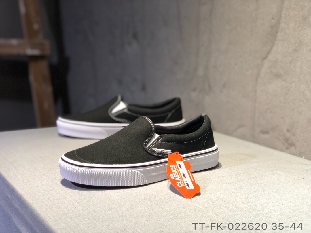 65 福利特价  Vans Authentic 万斯 低帮滑板鞋