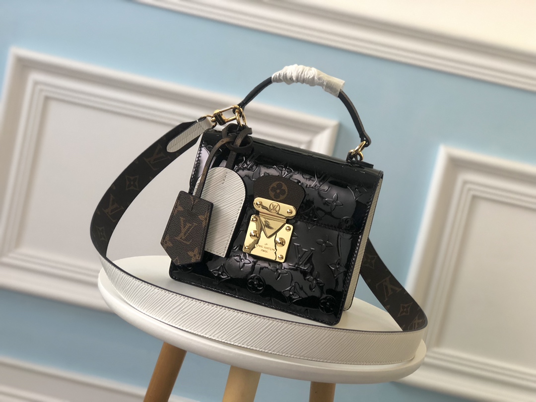 Louis Vuitton LV Spring Street Bags Handbags Black Monogram Vernis Cowhide M90376