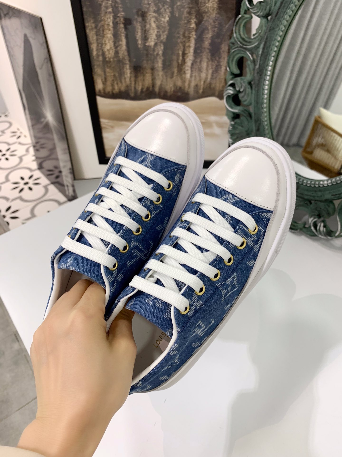 Louis Vuitton Luxury
 Shoes Sneakers AAAA Customize
 Blue Rose White Denim Rubber Spring/Summer Collection Sweatpants