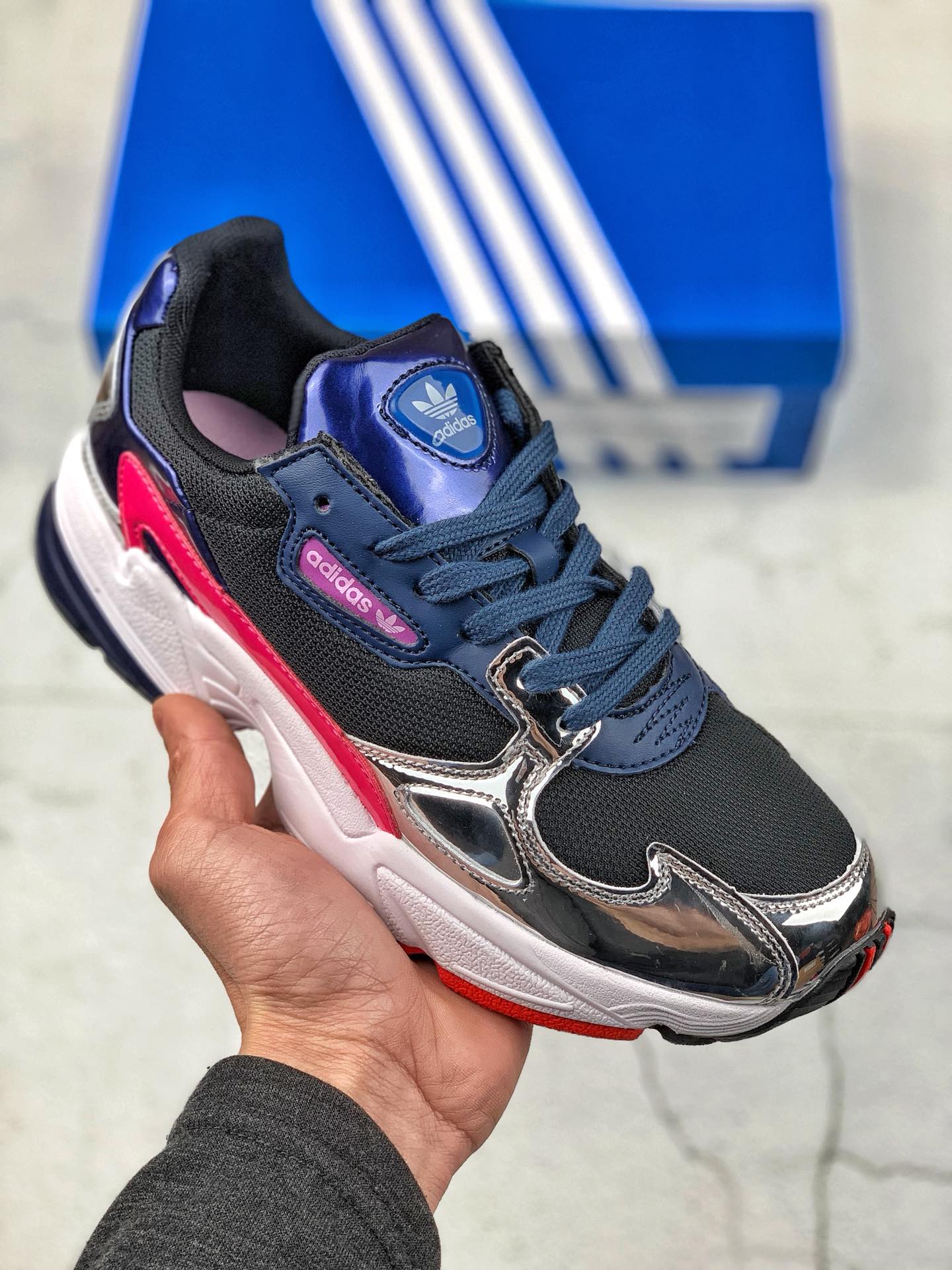 adidas falcon cg6213