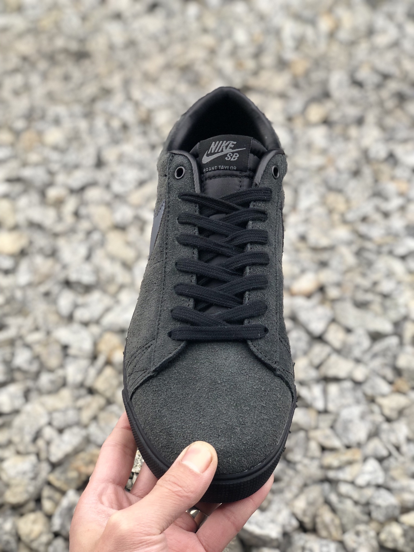 100  公司级！耐克 Nike SB Blazer Low GT 经典开拓者板鞋 进口台湾猪巴革制！<br />号码：35 36 36.5 37.5 38 38.5 39 40 40.5 41 42 42.5 43 44