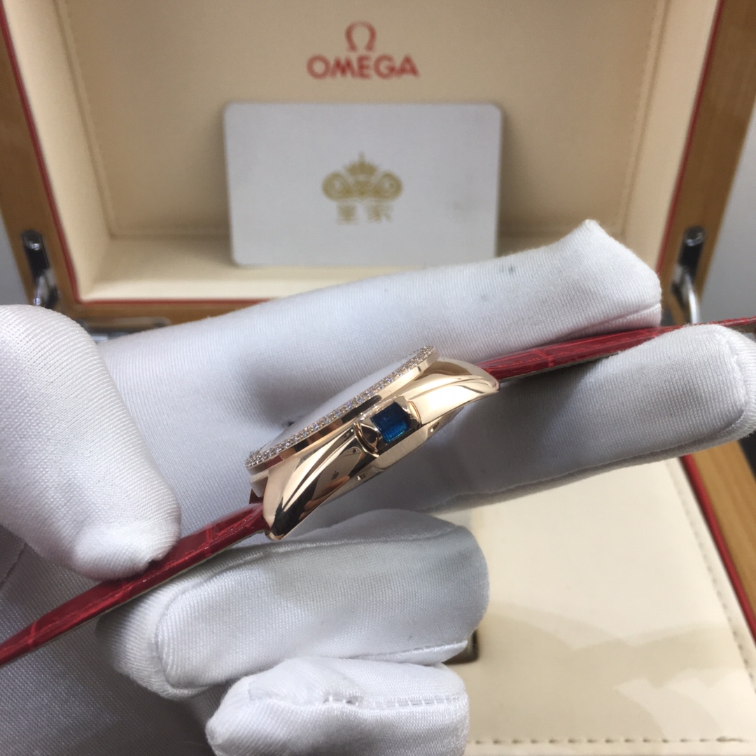 Cartier 皇家 卡地亚钥匙系列女款腕表