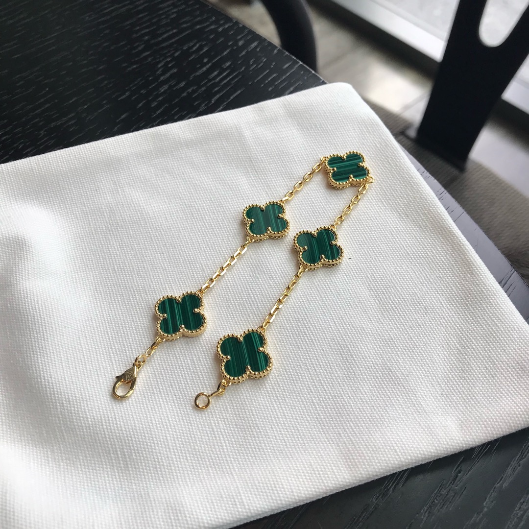 Van Cleef & Arpels 红玉髓/白母贝/黑玛瑙/孔雀石
