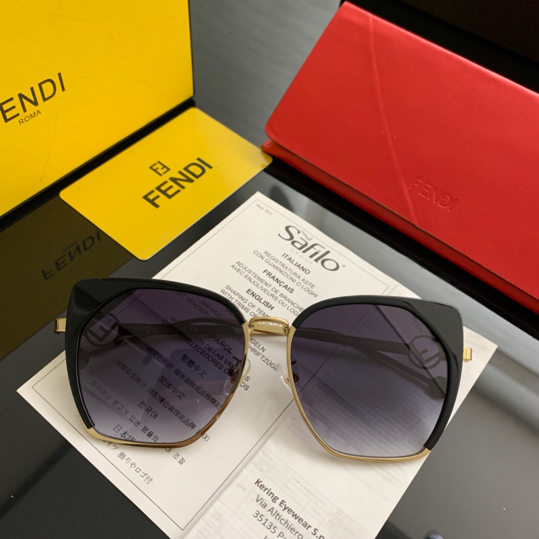 Fendi - Sunglasses