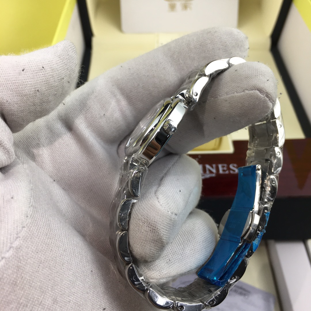 Longines 皇家 浪琴心月女款腕表