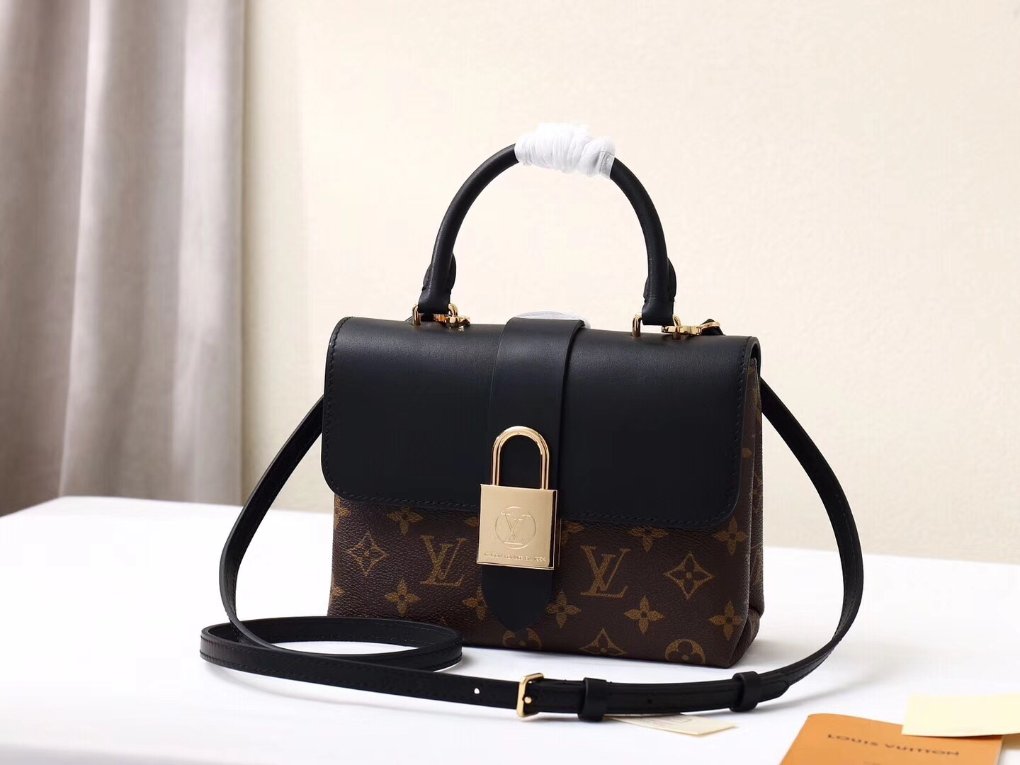 Fake Designer
 Louis Vuitton LV Locky BB Bags Handbags Gold Monogram Canvas Cowhide Fashion M44141
