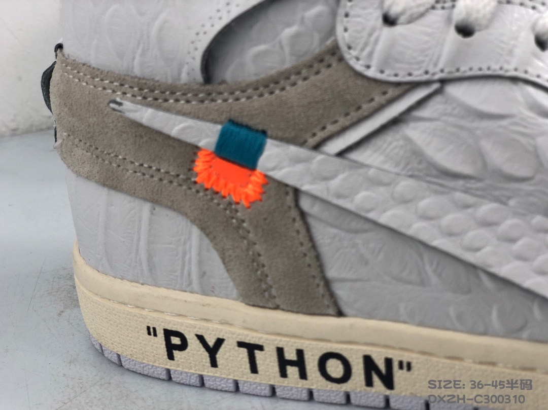 130<br />公司级 Nike Air Jordan 1 X OFF-White 联名款乔1 AJ1  ow顶级超软湿发小牛皮 超级性价比 跑量款 36 36.5 37.5 38 38.5 39 40 40.5 41 42 42.5 43 44 44.5 45 #DXZH-C300310