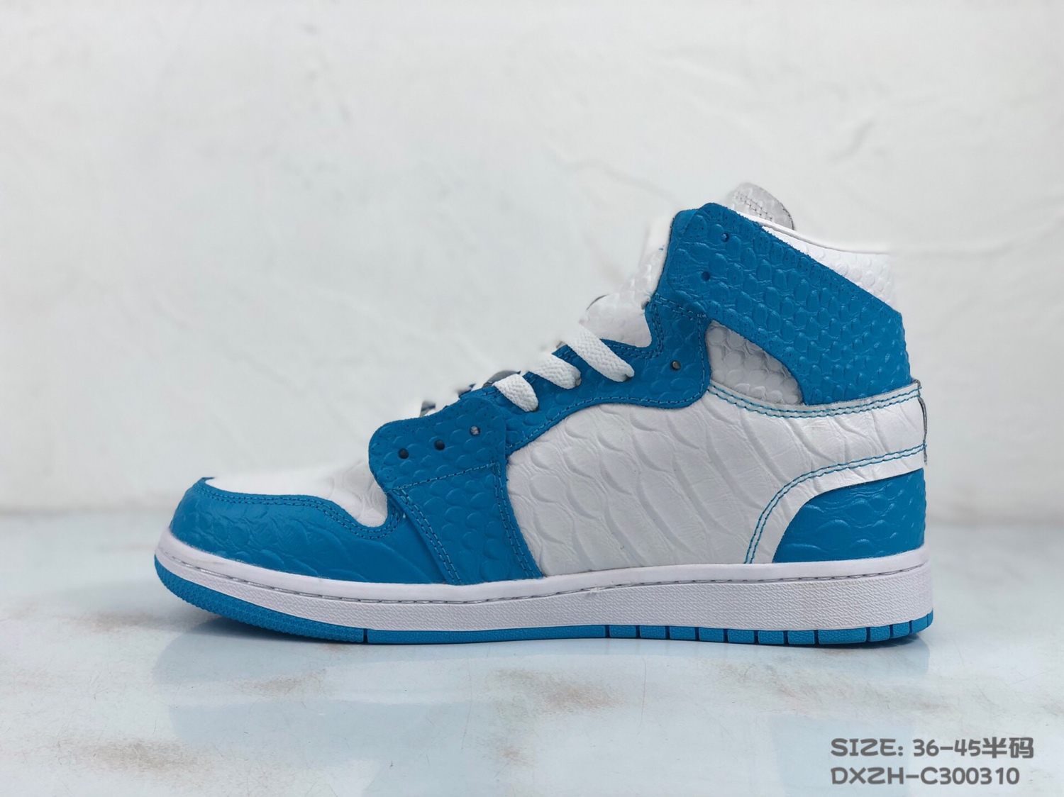 130<br />公司级 Nike Air Jordan 1 X OFF-White 联名款乔1 AJ1  ow顶级超软湿发小牛皮 超级性价比 跑量款 36 36.5 37.5 38 38.5 39 40 40.5 41 42 42.5 43 44 44.5 45 #DXZH-C300310