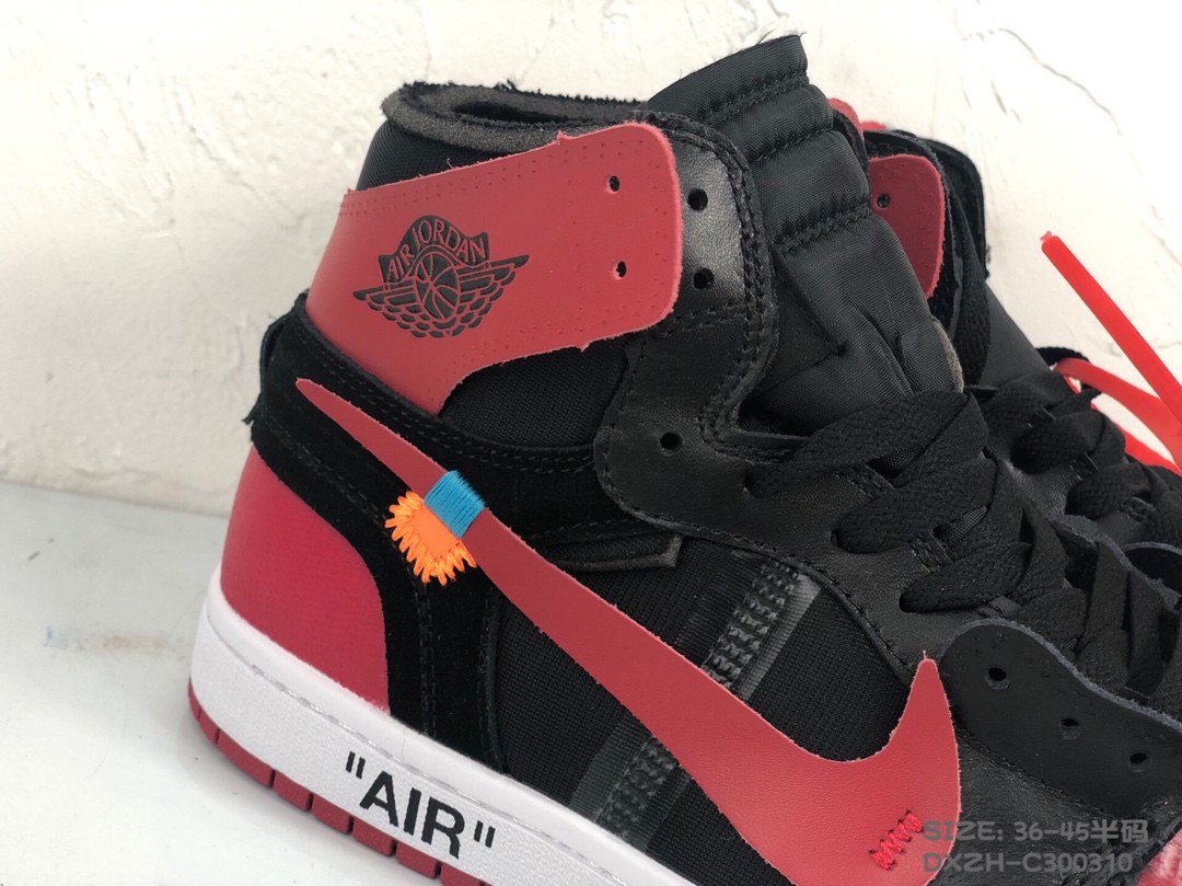 130<br />公司级 Nike Air Jordan 1 X OFF-White 联名款乔1 AJ1  ow顶级超软湿发小牛皮 超级性价比 跑量款 36 36.5 37.5 38 38.5 39 40 40.5 41 42 42.5 43 44 44.5 45 #DXZH-C300310