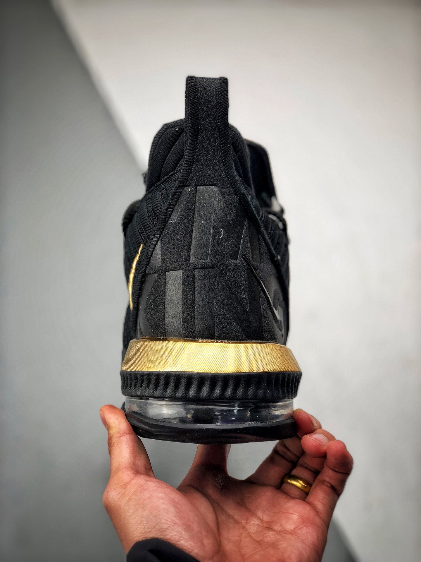 190 纯原最高工艺  黑金配色 Nike Lebron XVI EP 勒布朗詹姆斯16代BQ6582-900