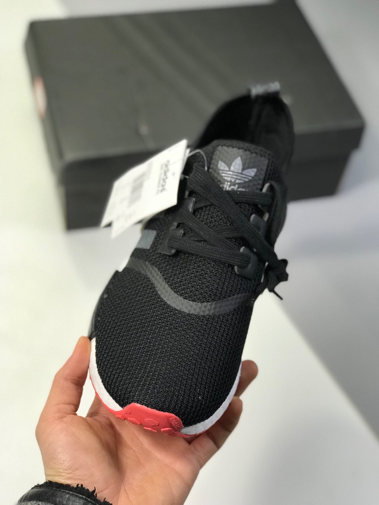 NMD R1  Primeknit Triple Black 网面限定  高密度弹性针织 首发新配色 ??Size：36 36.5 37 38 38.5 39 40 40.5 41 42 42.5 43 44 45