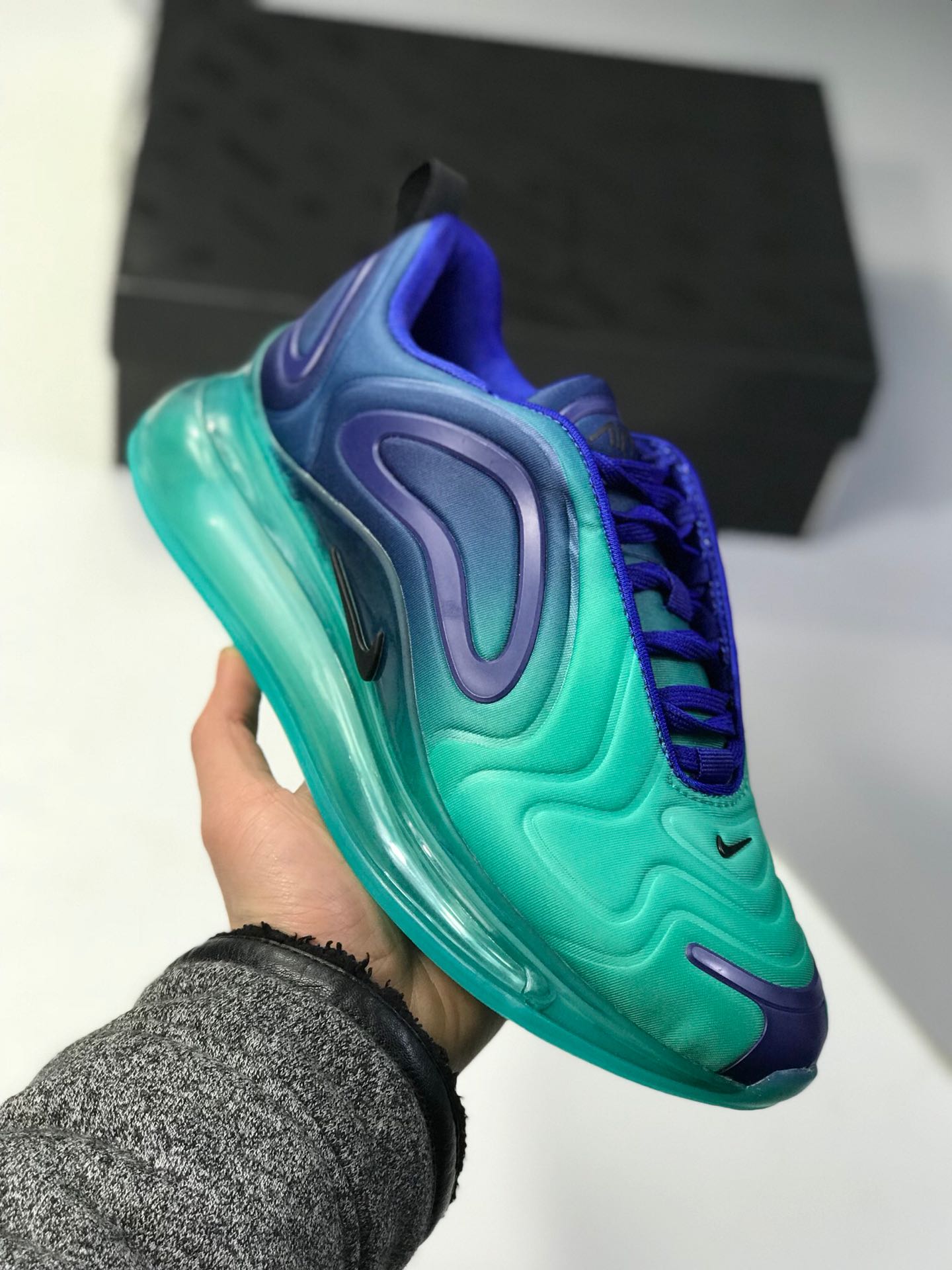 180纯原版 正确包装 耐克 Nike Air Max 720 天眼 气垫部分的全新升级  AO2924-400