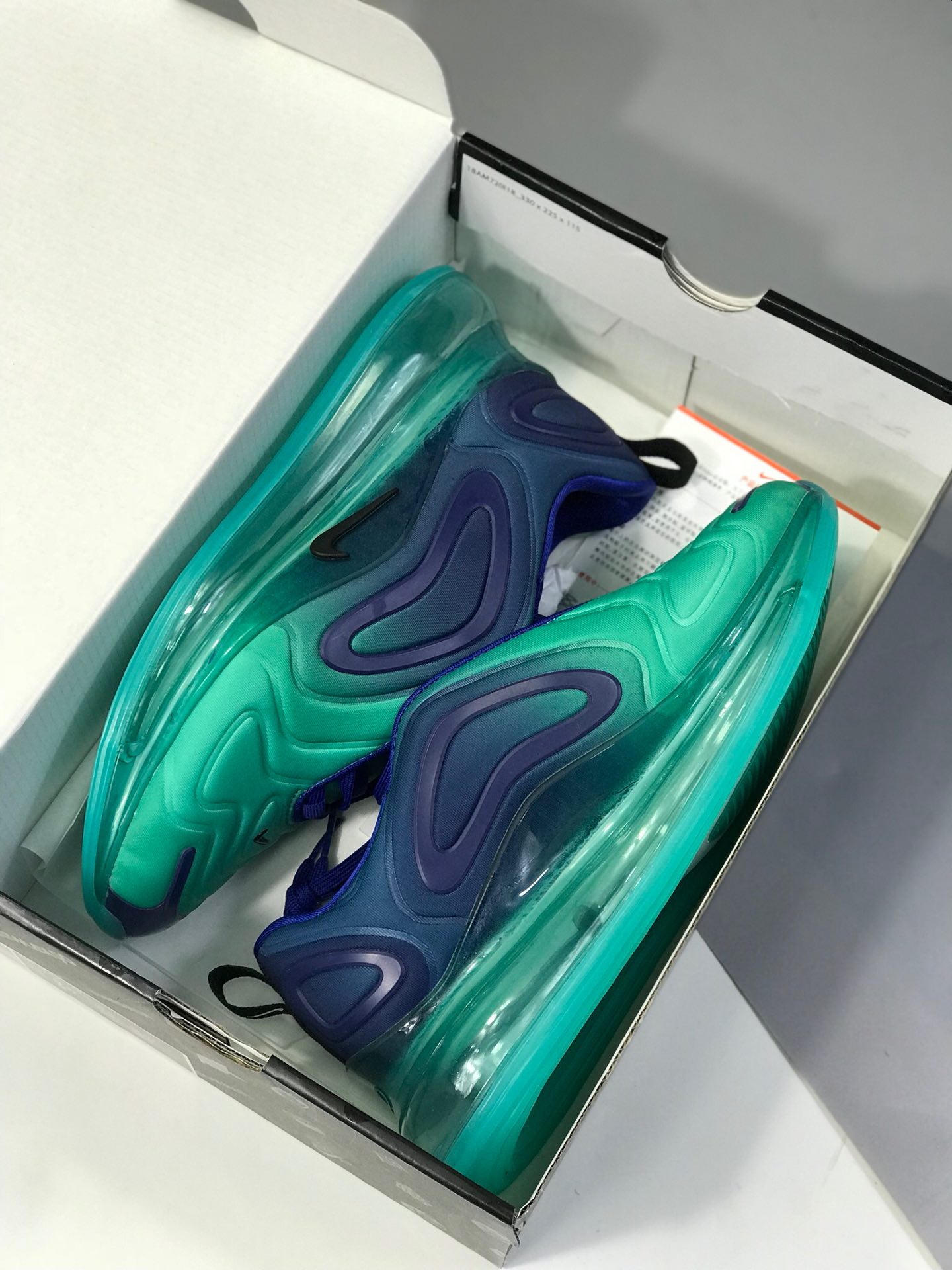 180纯原版 正确包装 耐克 Nike Air Max 720 天眼 气垫部分的全新升级  AO2924-400