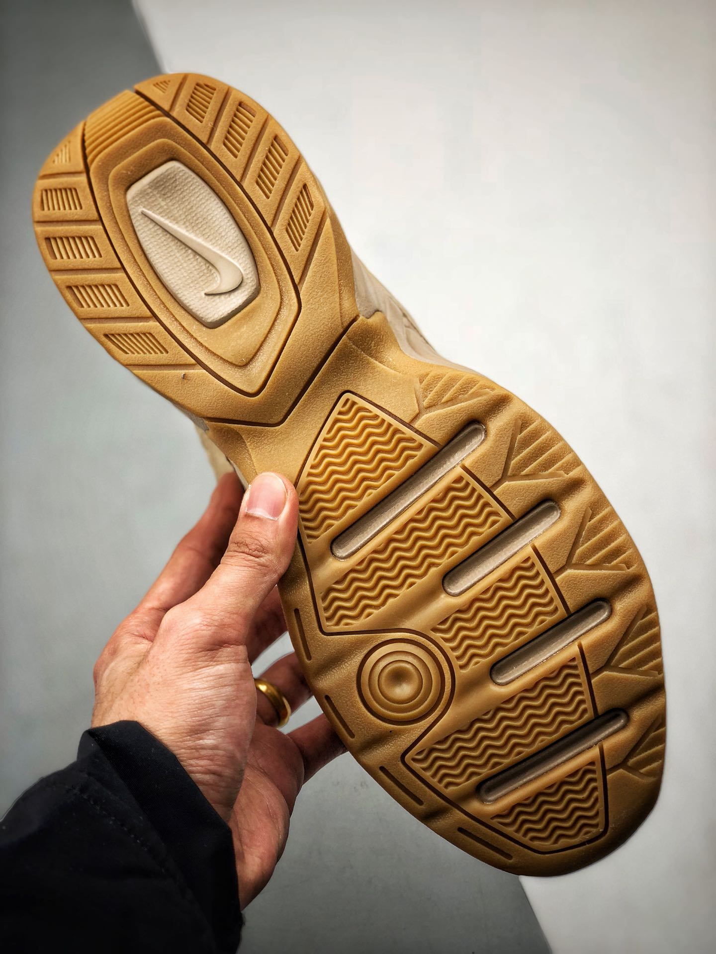 Air Monarch the M2K Tekno Size：36 36.5 37.5 38 38.5 39 40 40.5 41 42 42.5 43 44 44.5 45编码#A-B98462