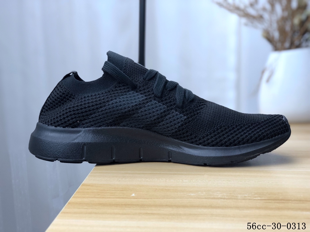 Adidas Swift Run PK 编织飞线 防滑耐磨 休闲运动跑步鞋！56cc-30-0313