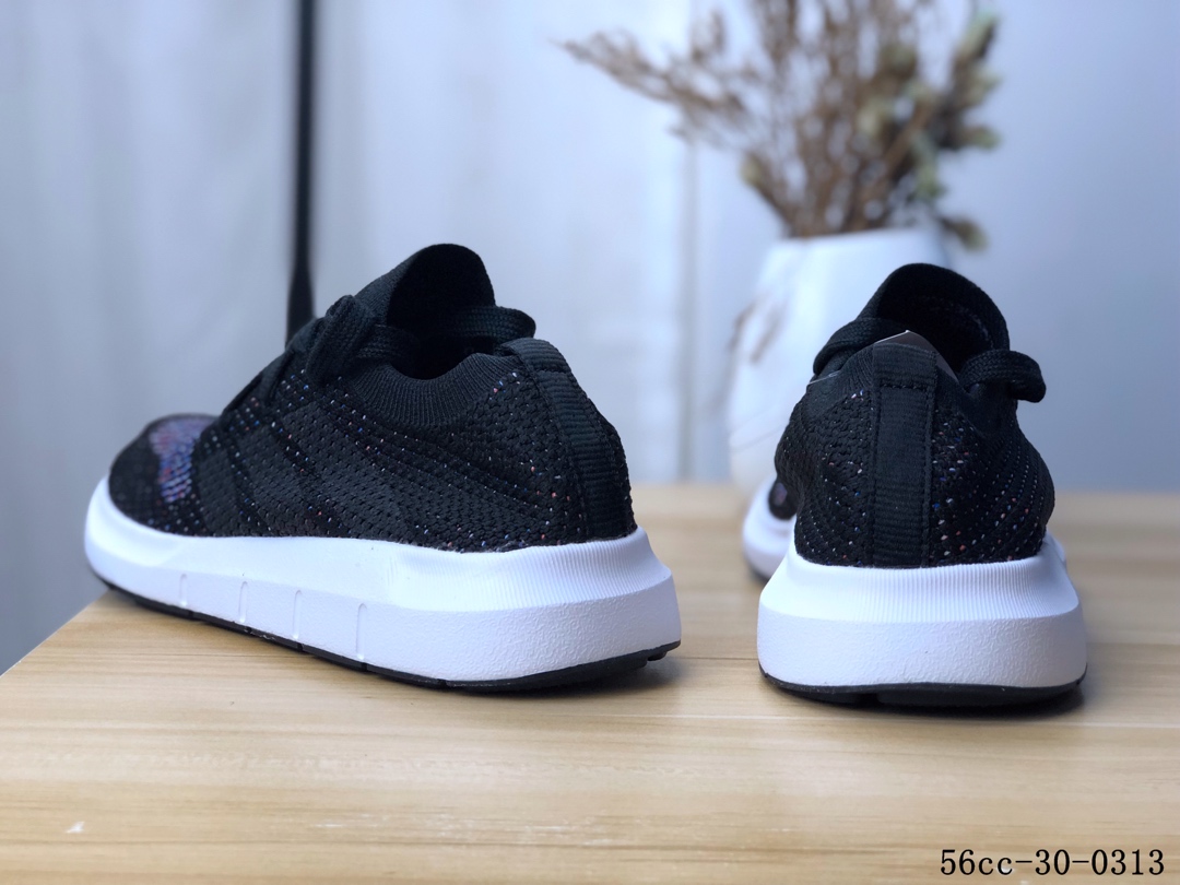 Adidas Swift Run PK 编织飞线 防滑耐磨 休闲运动跑步鞋！56cc-30-0313