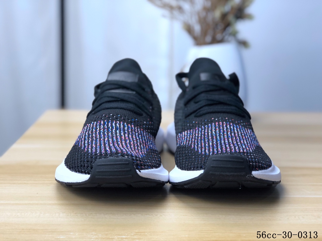 Adidas Swift Run PK 编织飞线 防滑耐磨 休闲运动跑步鞋！56cc-30-0313