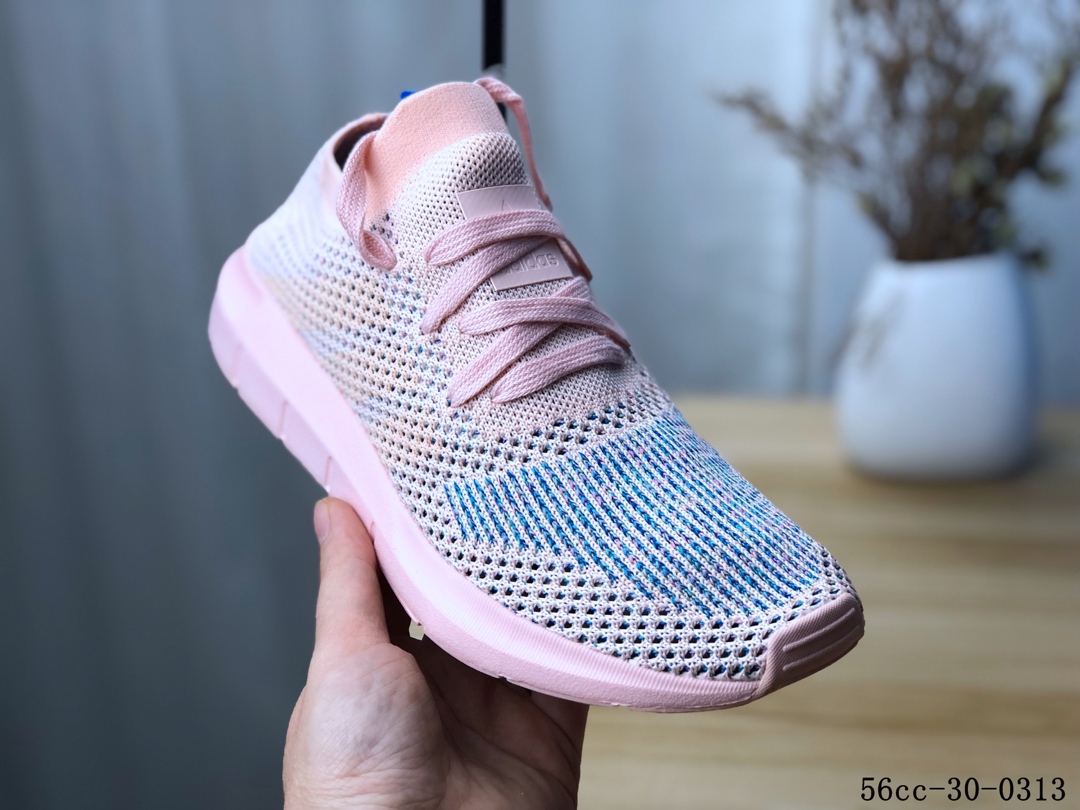Adidas Swift Run PK 编织飞线 防滑耐磨 休闲运动跑步鞋！56cc-30-0313