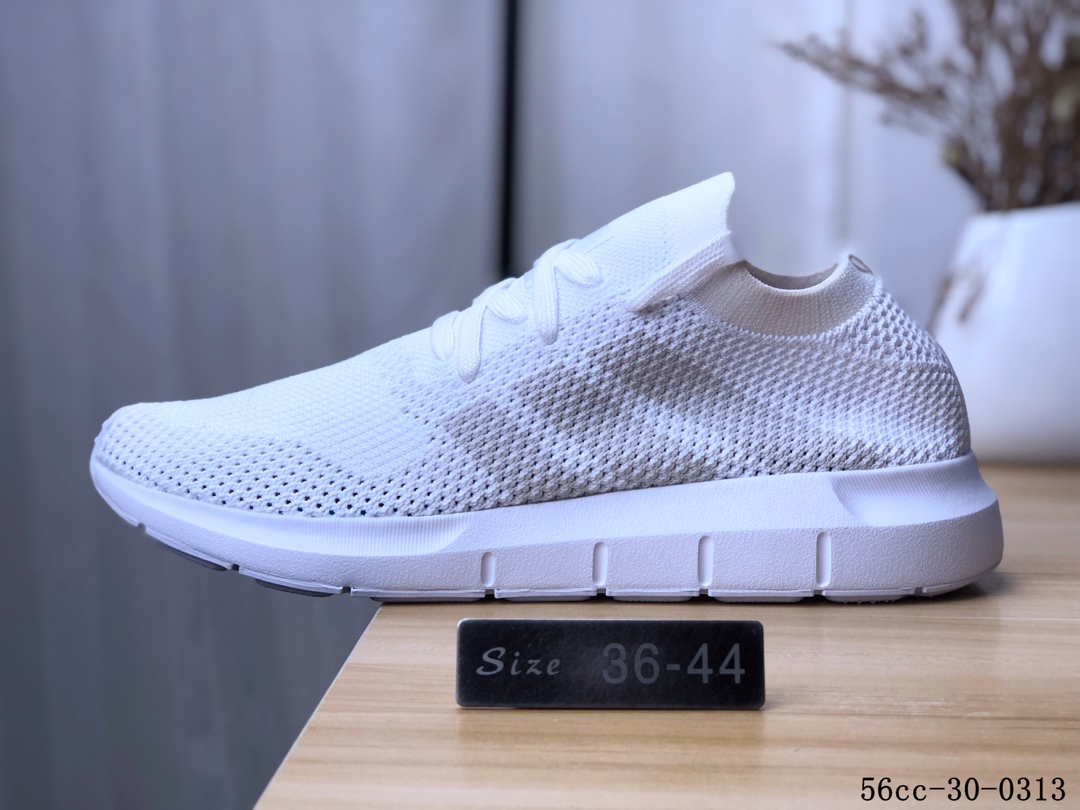 Adidas Swift Run PK 编织飞线 防滑耐磨 休闲运动跑步鞋！56cc-30-0313