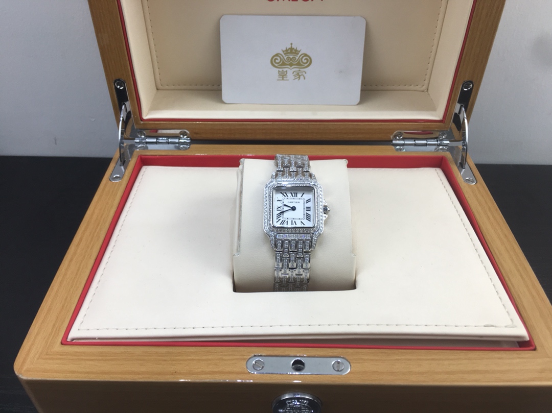 Cartier 皇家 卡地亚山度士系列满钻女款腕表
