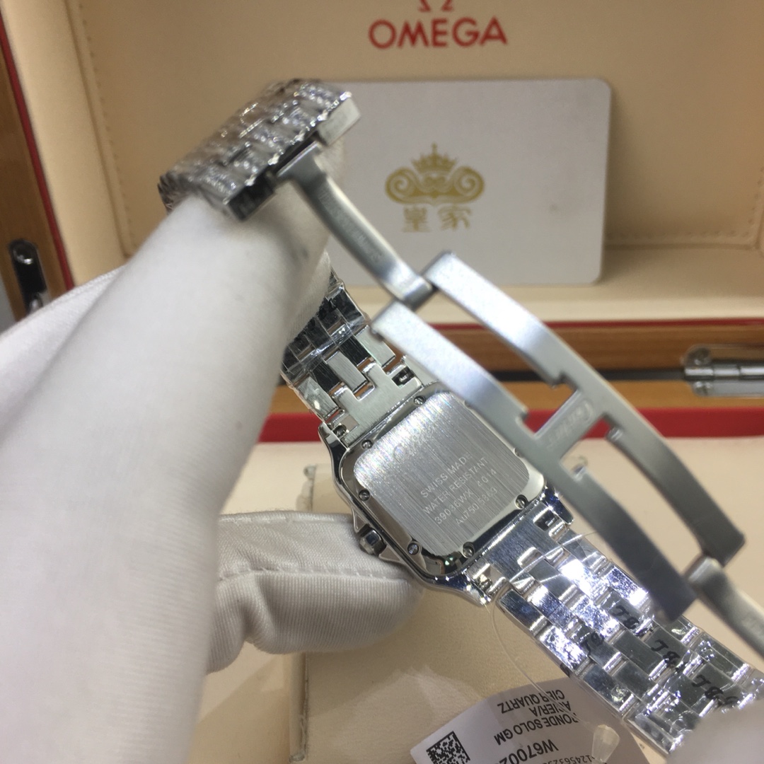 Cartier 皇家 卡地亚山度士系列满钻女款腕表