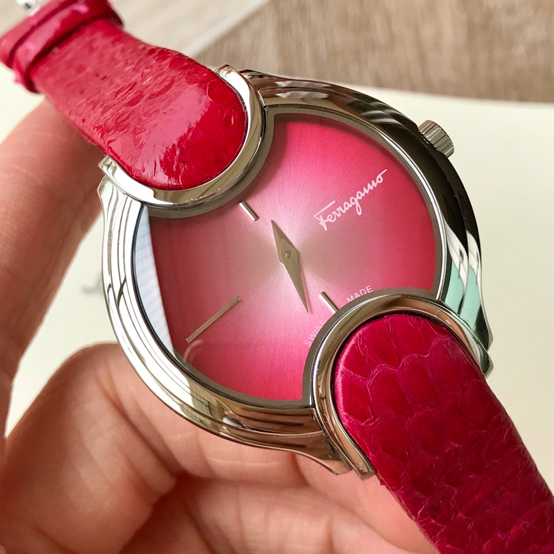 Luxury Feragamo FIZ Series Rose Gold Lady Watch with Swiss Stones and Snake Belt - 图片 6