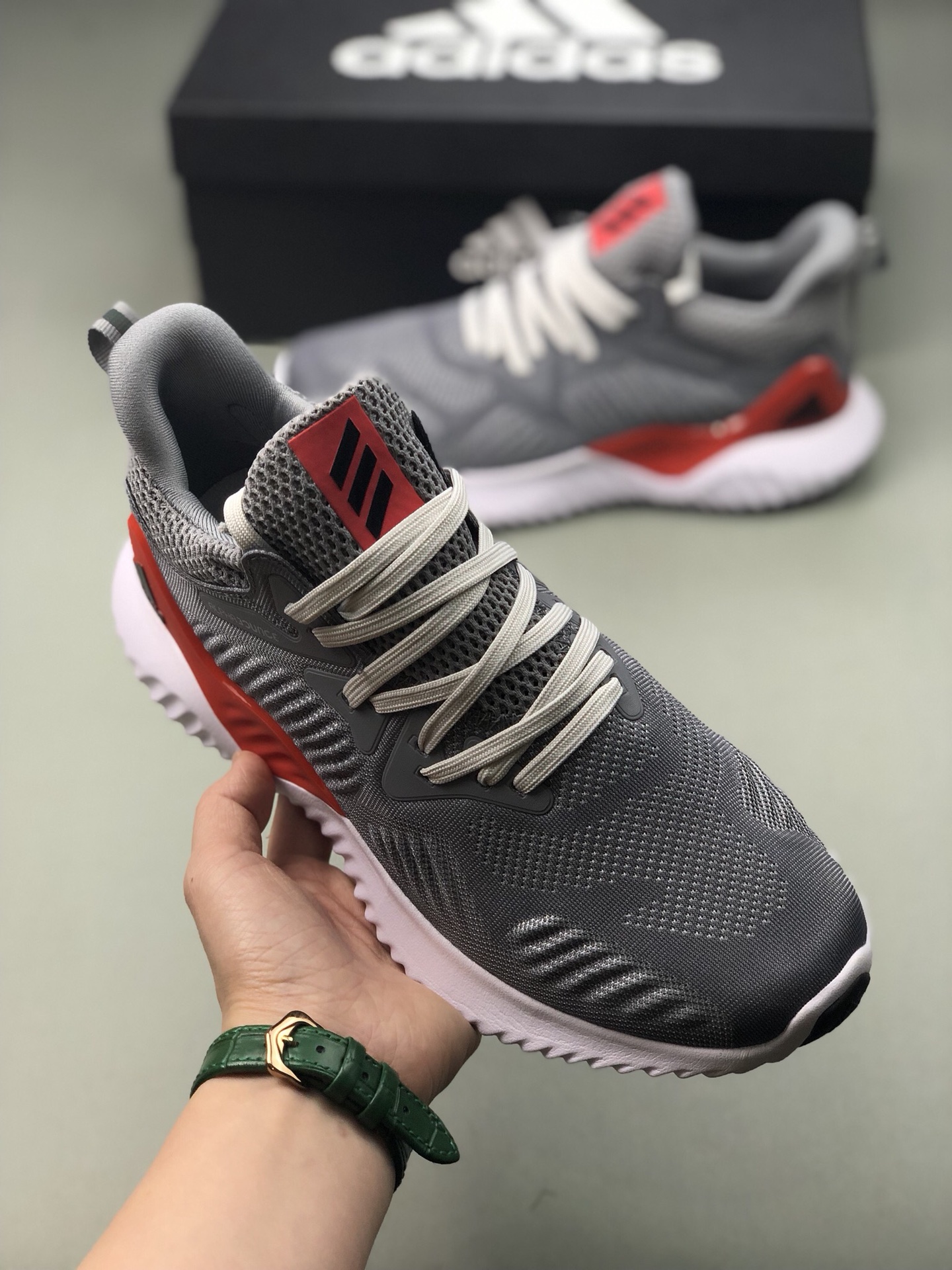 Adidas Alphabounce Beyond m高弹马牌鲨鱼鳃纹大底慢跑鞋  尺码：36 36? 37? 38 38? 39? 40 40? 41? 42 42? 43? 44 45?  #WX0313