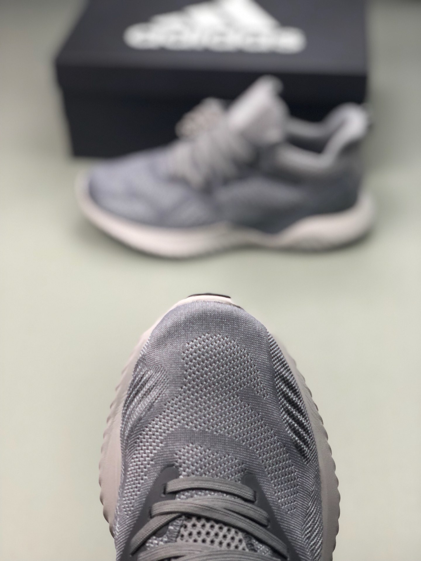 Adidas Alphabounce Beyond m高弹马牌鲨鱼鳃纹大底慢跑鞋  尺码：40 40? 41? 42 42? 43? 44 45?